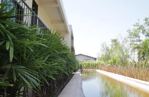 Krathum Baen House | The Residence Thepkanjana