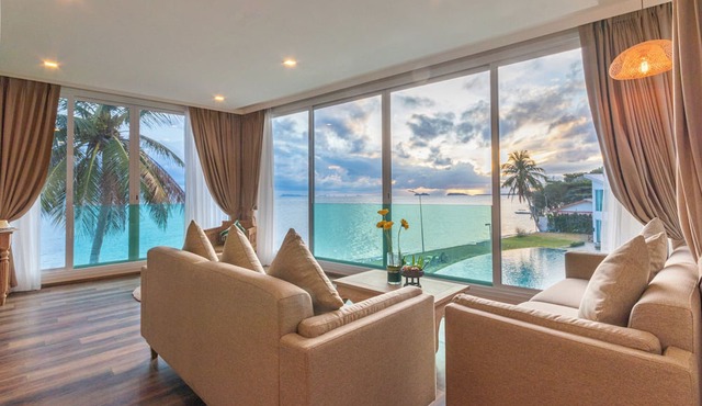 Vannee Golden Sands Beachfront Resort in Ko Pha-ngan
