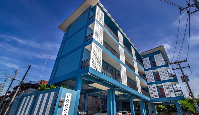 Is Am Are Stay Boutique in Ratchaburi