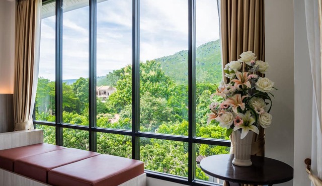 Ozone Hotel Khao Yai in Pak Chong