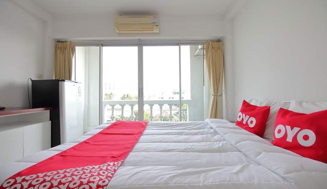 Super OYO 498 Ladawan Villa in Bangkok