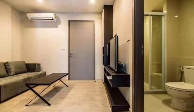 Pony's Homestay -The Base Condo-