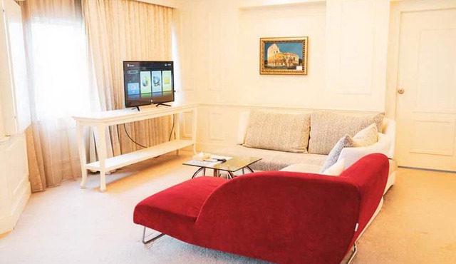 V Verve Service Apartment Hotel in Chachoengsao
