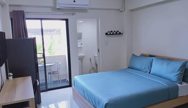 Penthouse Apartments in Nikhom Phatthana