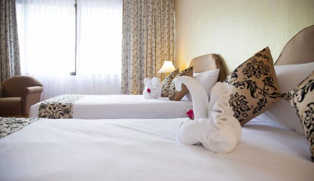 Thumrin Thana Hotel in Trang