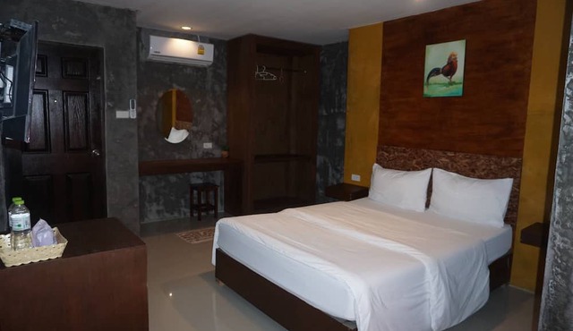 Rommai Plai Tawan Trang in Trang