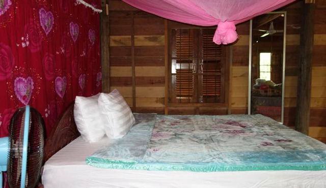 Authentic Cambodian Angkor Cottage in Siem Reap