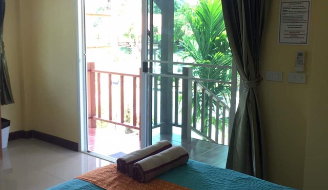 Phuengluang Resort in Chaloem Phra Kiat