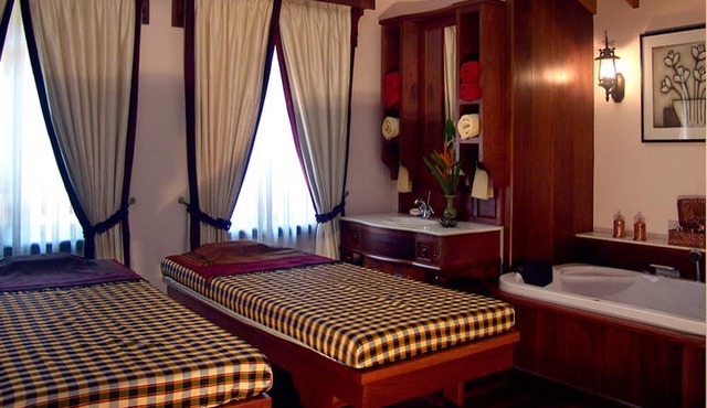 Royal Angkor Resort & Spa in Siem Reap