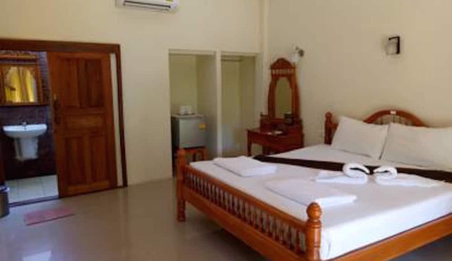 River Park Resort in Yan Ta Khao