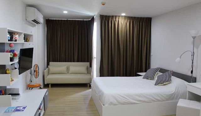 Ozone Condotel Apt 716 in Karon