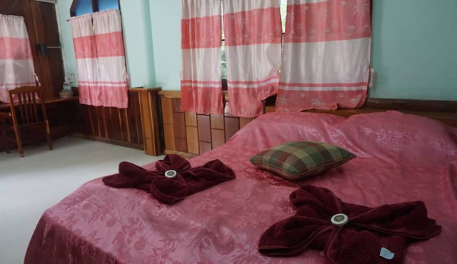 Rai Aeifoon Resort in Thep Sathit