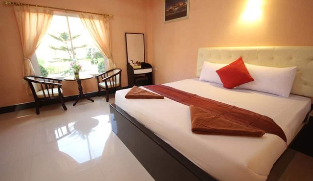 Windsor Park and Resort in Lop Buri