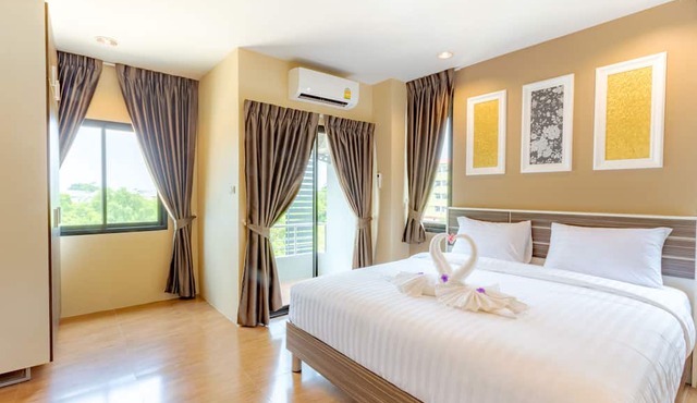 Grand Inter Hotel in Samut Sakhon