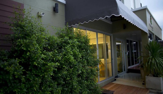 The Suvarnabhumi Apartment in Bang Phli