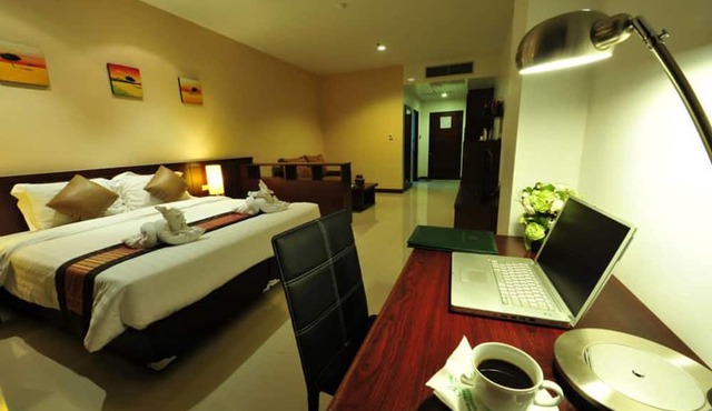 Green World Palace Hotel in Songkhla