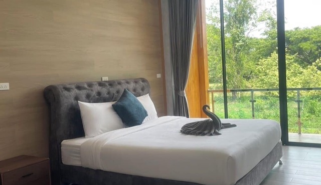 Pobruk Resort in Tha Bo