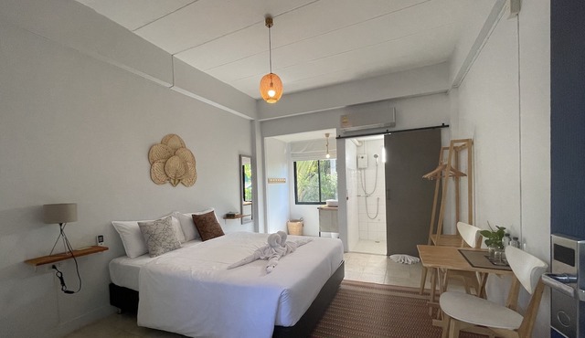 Home at Nine in San Pa Thong