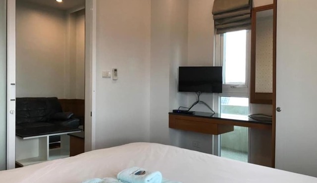 KM Condo in La-ngu