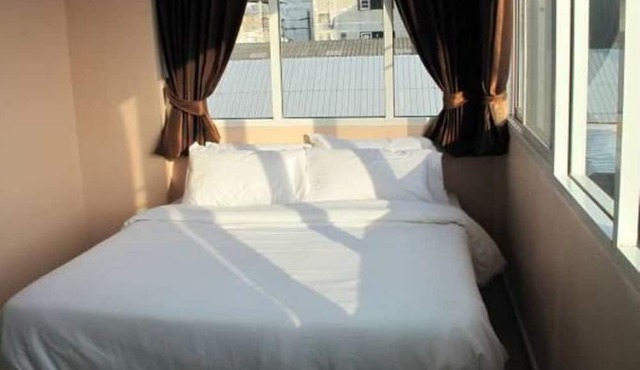 Pearl Residence Serviced Apartment in Bangkok
