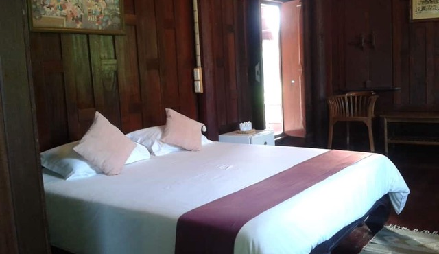 Baan Thai Resort in Si Prachan