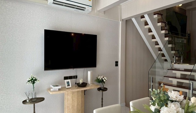 Residence at 49