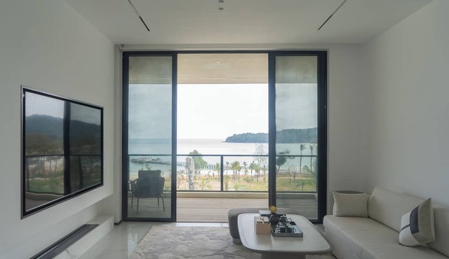 Xanadu International Resort in Koh Rong Sanloem
