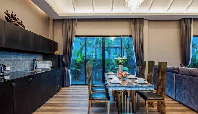 Sky Blue Private Pool Villa, Near Cham Am Beach in Khao Yai