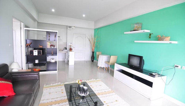 Greenville Serviced Apartment in Khlong Luang