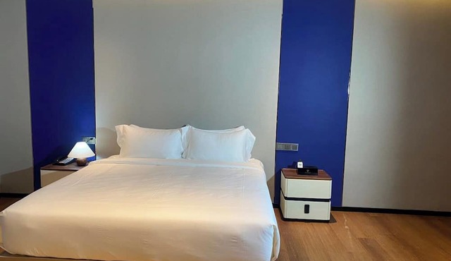 Zhihui Star Business Hotel in Chantrea