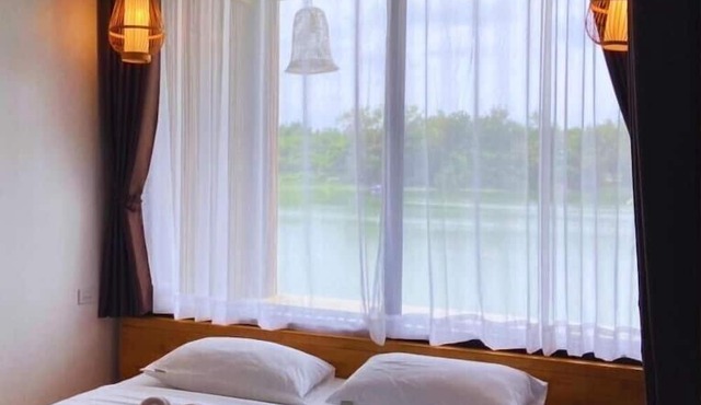 Baanrimnam Resort Lopburi in Chai Badan