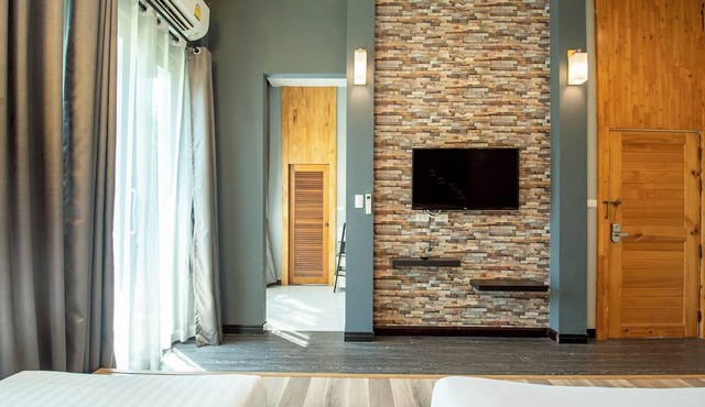Penny - Farthing Pool Villa in Pattaya