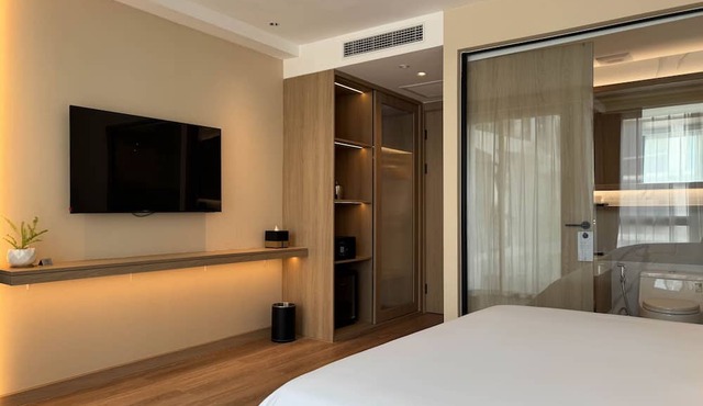 Laya Suites & Residences in Choeng Thale