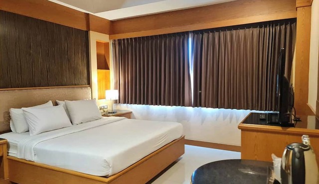 The Rich Hotel Rama 5 in Nonthaburi