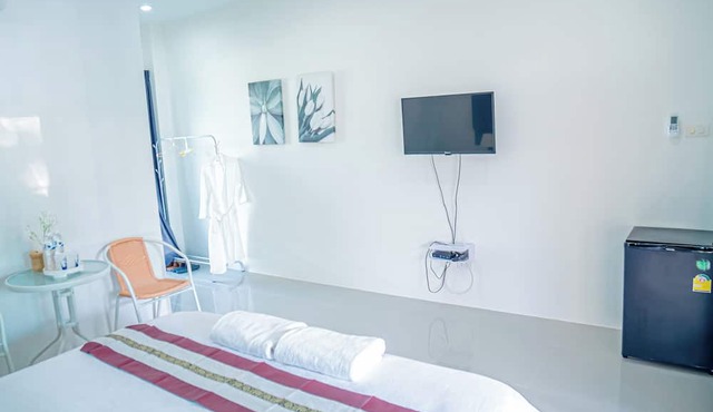 Farinda Resort & Pool Villa in Chom Thong