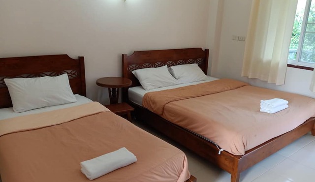 Phumchan Place Hotel in Phayao