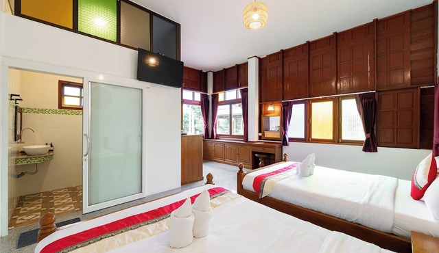 Romsak Lanna Resort in Hang Dong