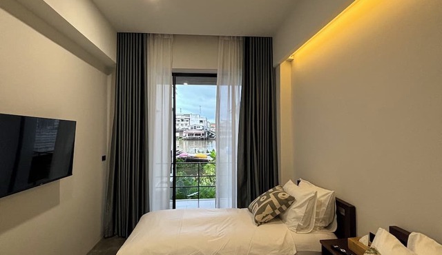 The Episode Boutique Hotel in Phunphin