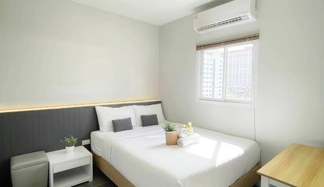Deco Lux Hotel in Bangkok