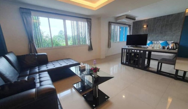 Bun Hotel in Surat Thani