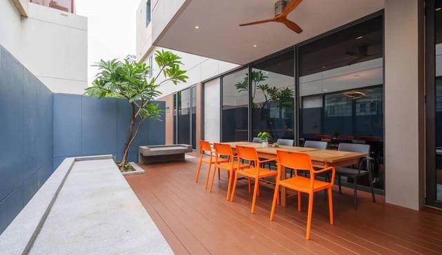 Ekkamai Luxury Villa With Home Cinema in Bangkok