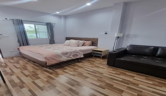 Patamanan Residence Ang Thong in Wiset Chai Chan