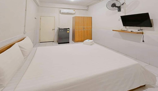 Ze Residence Ramintra in Bangkok