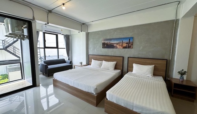 Luka House in Lam Luk Ka