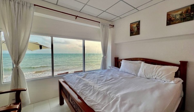GAO Check In Phala Beachfront in Ban Chang
