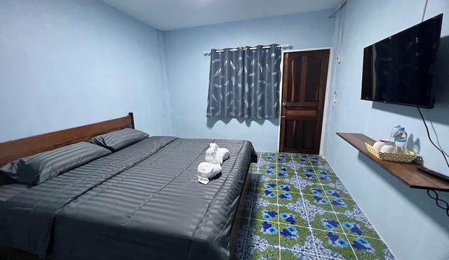SS GUESTHOUSE in Bang Phli