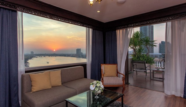 Ramada Plaza by Wyndham Bangkok Menam Riverside in Bangkok
