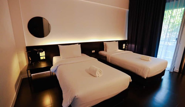 BED Phrasingh Hotel - Adults Only in Chiang Mai