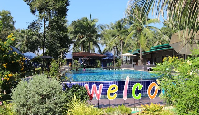 Moonshine Resort Chumphon in Chumphon