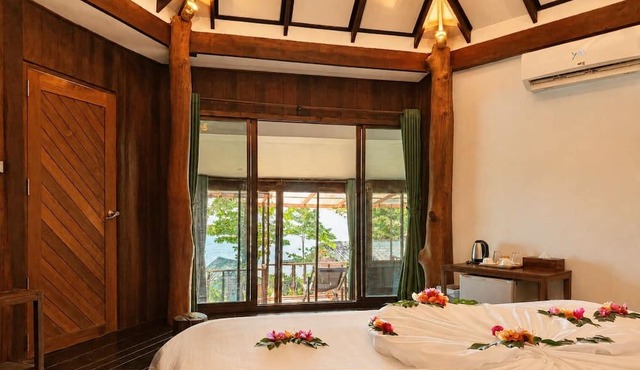 Ting Rai Bay Resort in Nuea Khlong